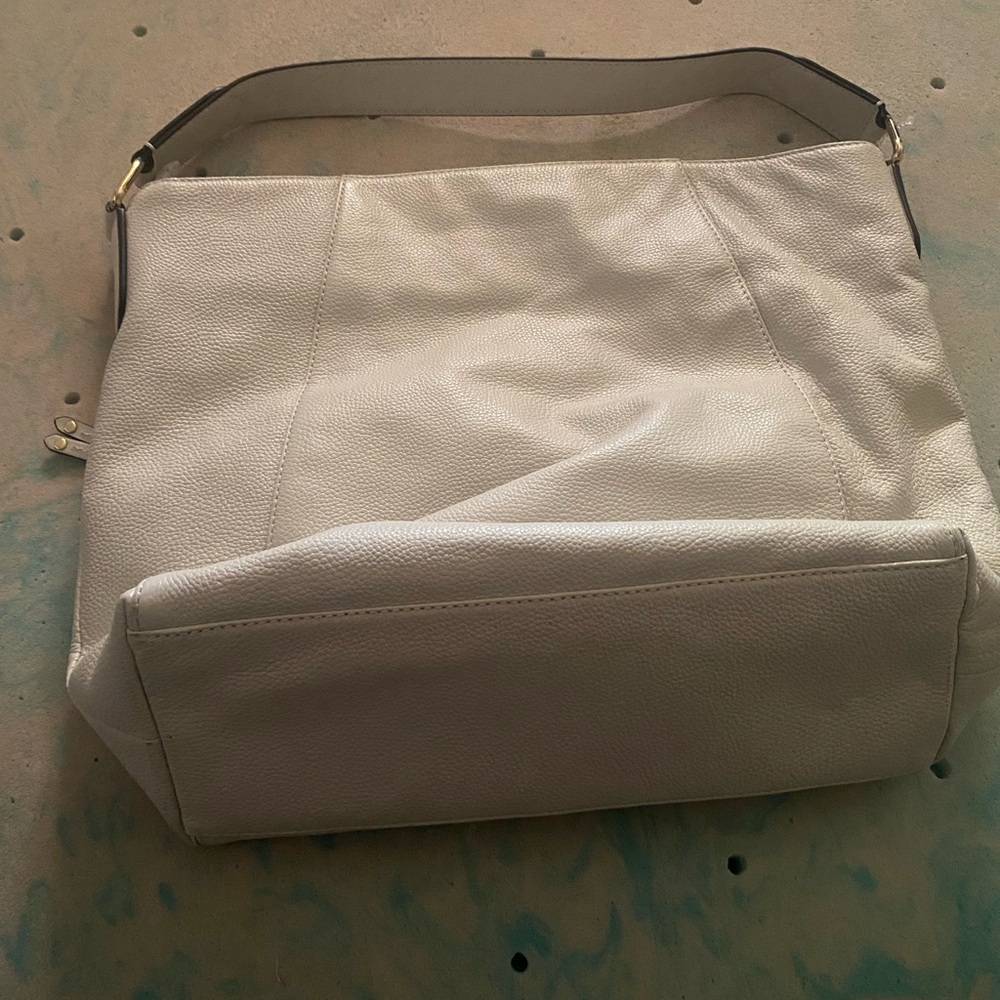 Michael Kors Light Gray Pebbled Leather Hobo with Gold Logo - Picture 2 of 4